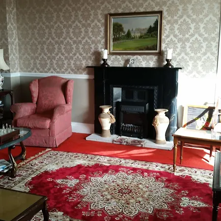 Carrygerry بيت للعطل *