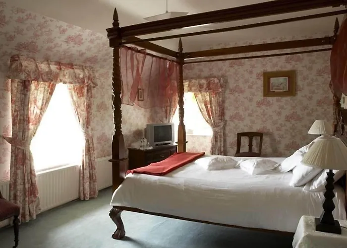 卡里杰里田园酒店 *