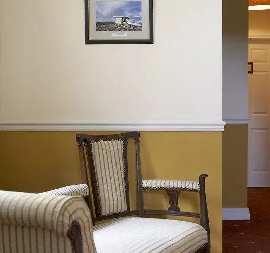 卡里杰里田园酒店 *