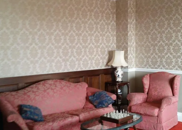 卡里杰里田园酒店 *